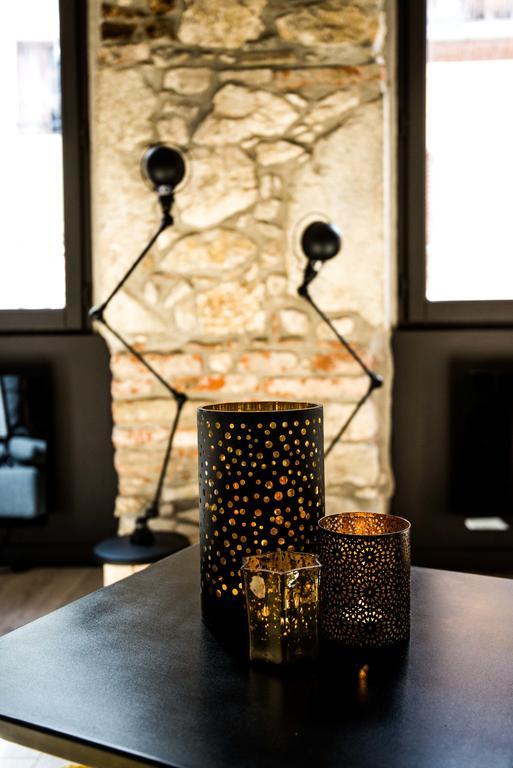 Ferienwohnung "Un Lieu Unique" Le Gold Et Le Cocon Annecy Exterior foto