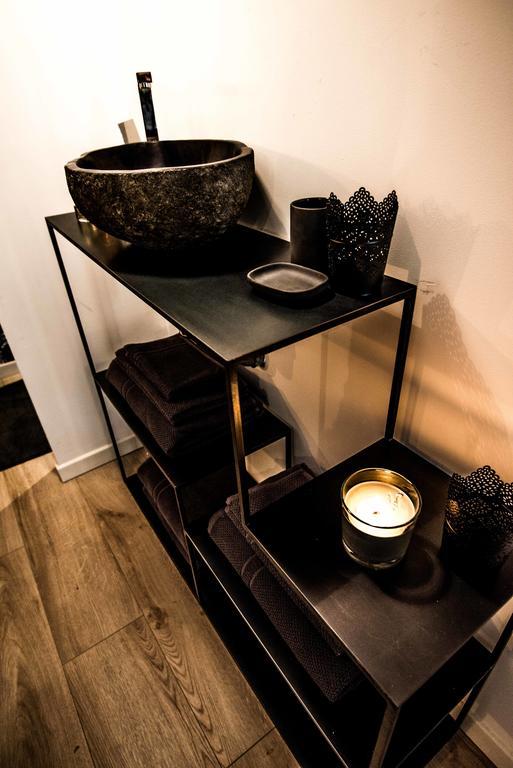 Ferienwohnung "Un Lieu Unique" Le Gold Et Le Cocon Annecy Exterior foto