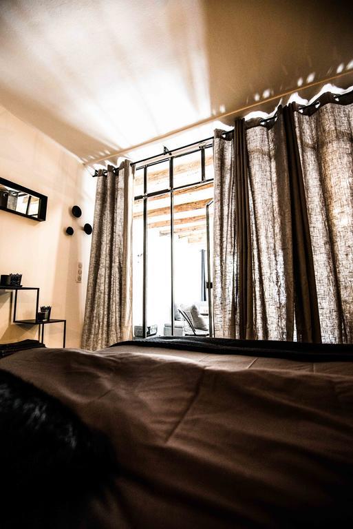 Ferienwohnung "Un Lieu Unique" Le Gold Et Le Cocon Annecy Exterior foto